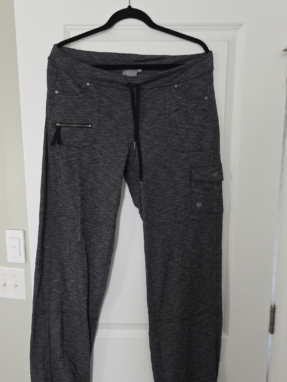Athleta Dark Charcoal Heather Cargo Joggers